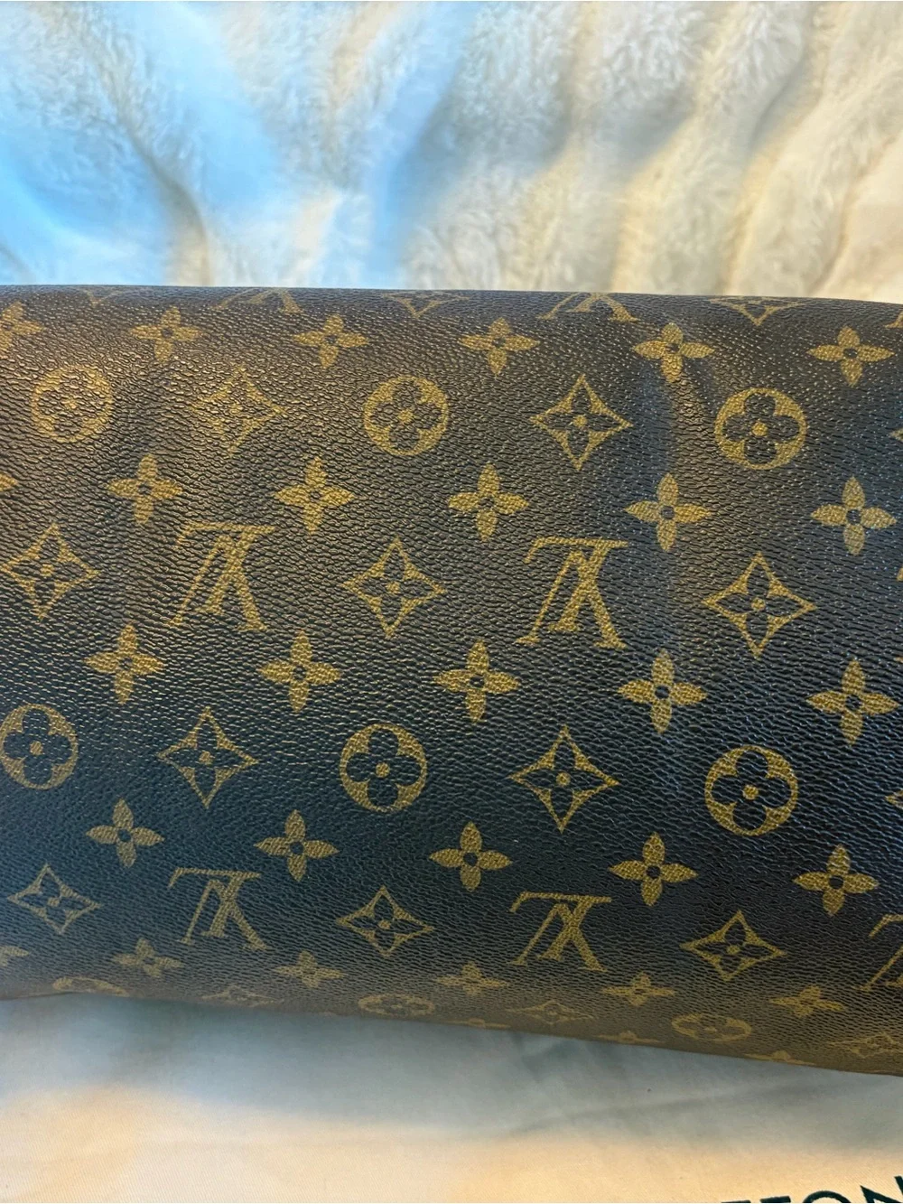 Louis Vuitton Monogram Speedy 30 with Dustbag and COA